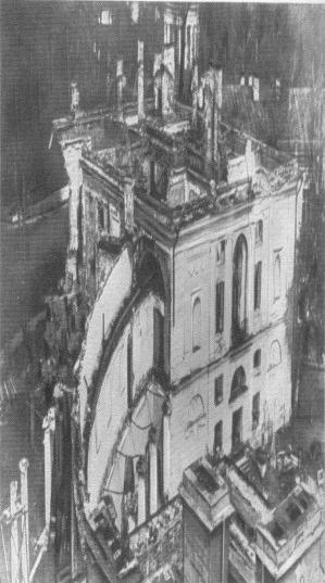 Seitenflügel von Schloss Pavlovsk, Aufnahme aus dem Jahr 1944 (l.)