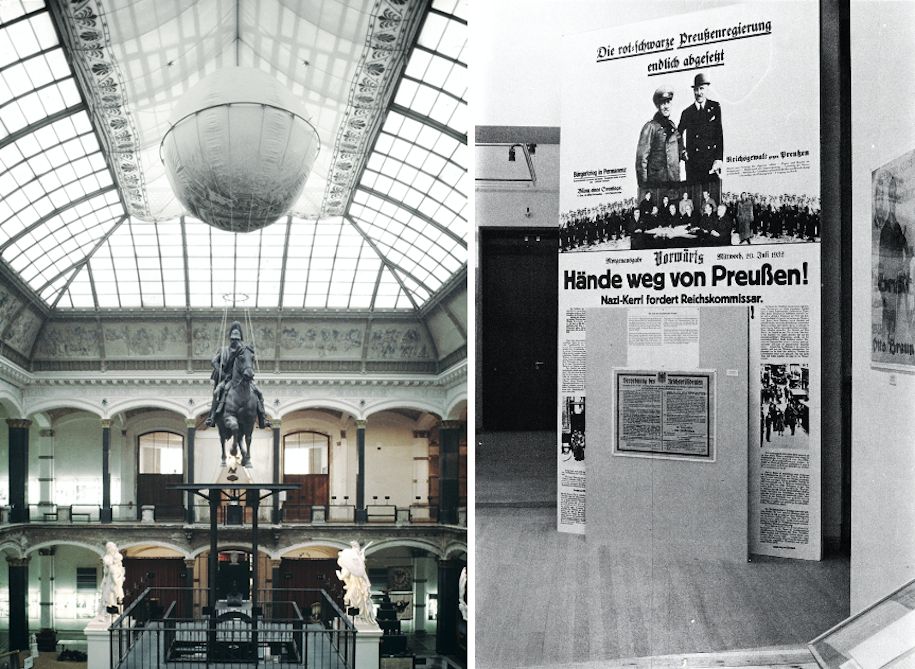 Links: Der vollgepackte Lichthof des Gropius-Baus mit dem „schwebenden“ Reiterstandbild, Foto: Margret Nissen, Lizenz: Mit freundlicher Genehmigung von Margret Nissen; Rechts: Ausstellungstafel mit Collage aus Zeitungsausschnitten und Plakaten im Raum 31 („Die Republik Preußen“). Foto: Margret Nissen, entnommen aus dem Bildband zur Ausstellung von 1982, Lizenz: Mit freundlicher Genehmigung von Margret Nissen.