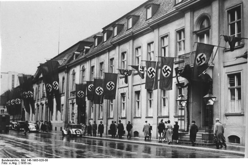 Many questions still unasked and unanswered: Nazi Germany’s Auswärtiges Amt in Berlin, 75/76 Wilhelmstraße in 1935.Image: Bundesarchiv, Bild 146-1983-028-08, Wikimedia Commons , CC BY-SA 3.0