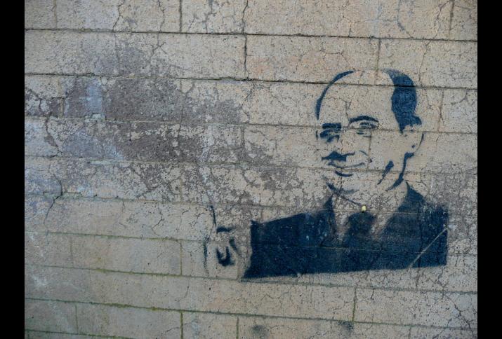 Stencil von Berlusconi in Rom