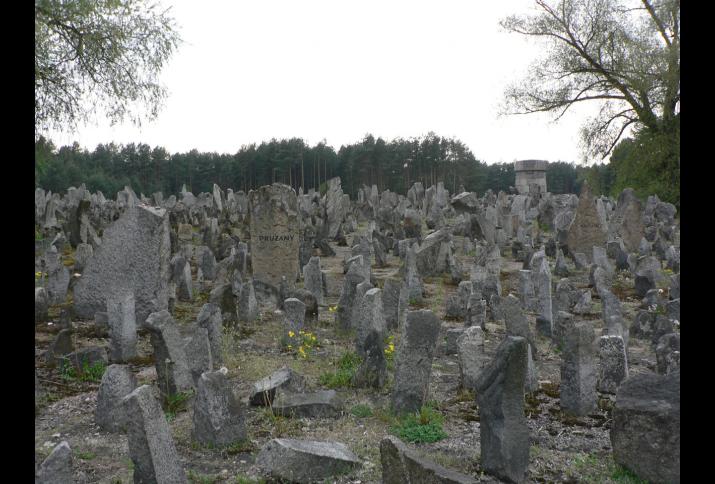 Gedenkstätte in Treblinka am 10. März 2015