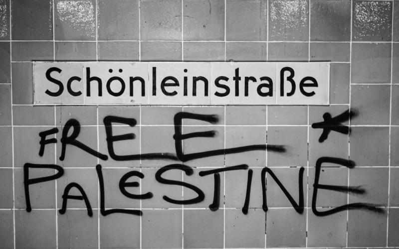 lp_ein_kampf_um_sichtbarkeit_202410_00-2000.jpg
