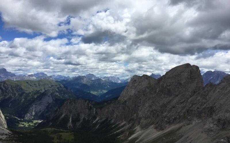 Bergpanorama in den Südtiroler Dolomiten (2017). Eigene Aufnahme.