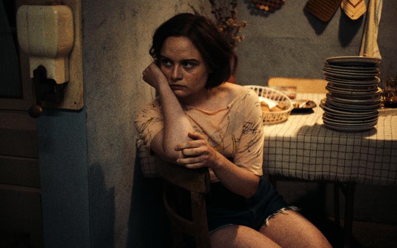 Filmstill aus IN DIE SONNE SCHAUEN, Regie: Mascha Schilinski, D 2025 © Studio Zentral 