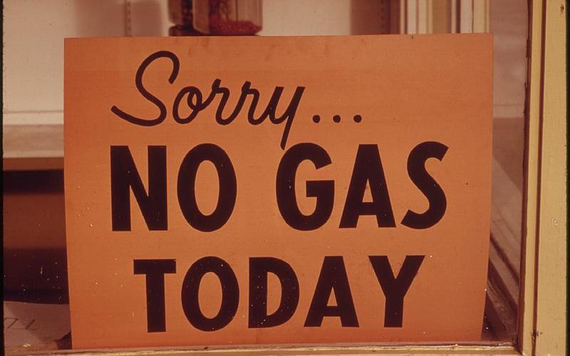 "NO GAS" Schilder in Lincoln City, Oregon, Herbst 1973.