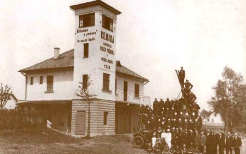 Feuerwehrhaus der Freiwilligen Feuerwehr in Horní Suchá (1936). 