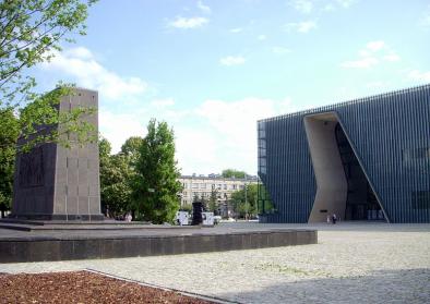 Eingang zum Museum der Geschichte der polnischen Juden