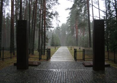 Katyn Memorial (including Polish War Cementery) photographs taken on 10 November 2013 trip during a 2013 Wiki conference in Smolensk. Katyn Memorial (including Polish War Cementery) photographs taken on 10 November 2013 trip during a 2013 Wiki conference in Smolensk.