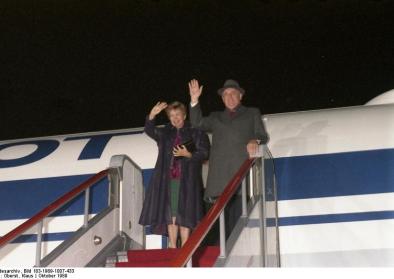 Michael Gorbatschow und seine Frau Raissa im Oktober 1989 in Ostberlin Michael Gorbatschow und seine Frau Raissa im Oktober 1989