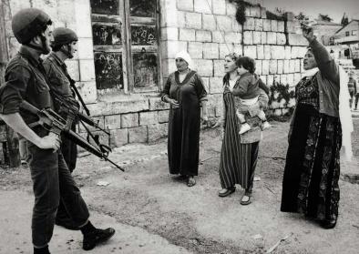 Robert Croma, Confrontation – Jabalia Camp, Gaza Strip, Palestine, 1988 Robert Croma, Confrontation – Jabalia Camp, Gaza Strip, Palestine, 1988