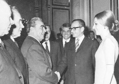 Shah Mohammad Reza Pahlavi, Farah Pahlavi, Leonid Brezhnev, Moscow 1970 Shah Mohammad Reza Pahlavi, Farah Pahlavi, Leonid Brezhnev, Moscow 1970