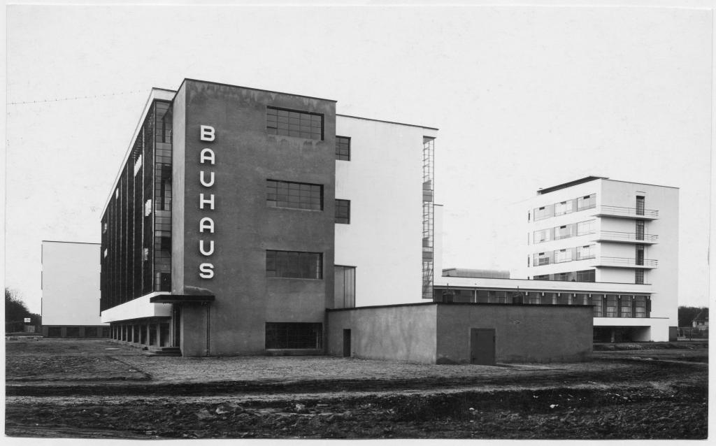 Haus mit Schriftzug