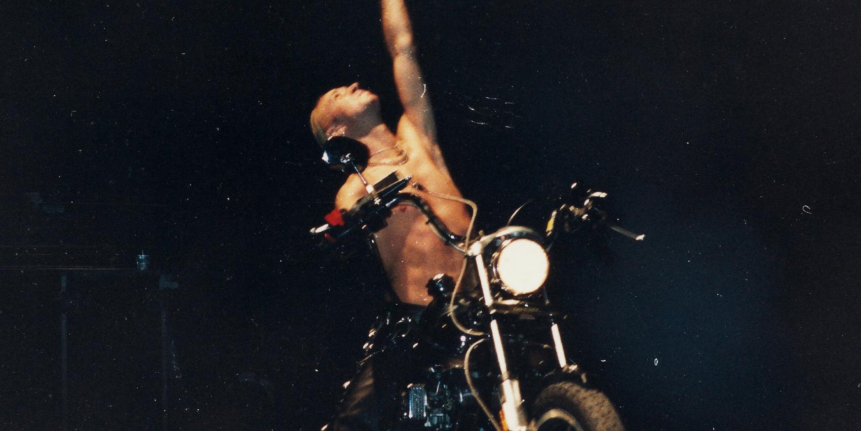Rob Halford auf Motorrad