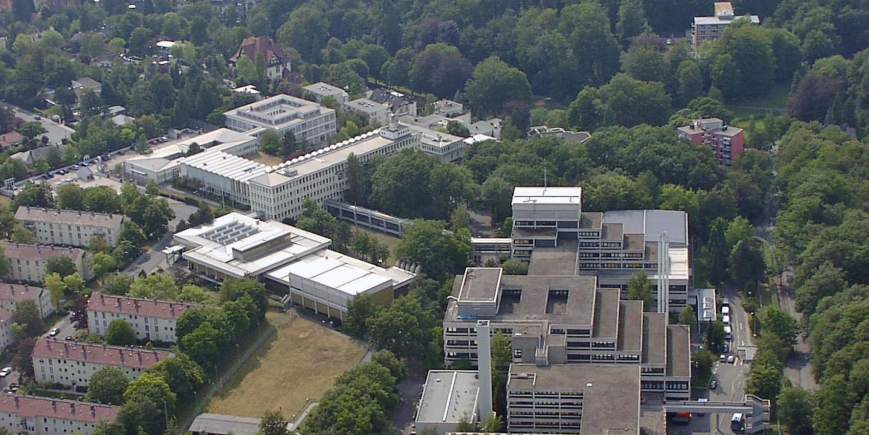 Luftbild des Bundeskriminalamts Wiesbaden, Liegenschaft Tränkweg