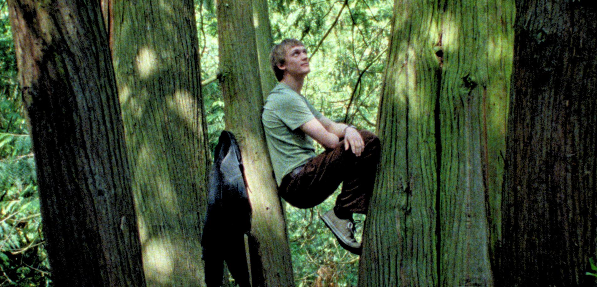 Filmstill aus SILENT FRIEND mit Enzo Brumm als Student Hannes © Pandora Film