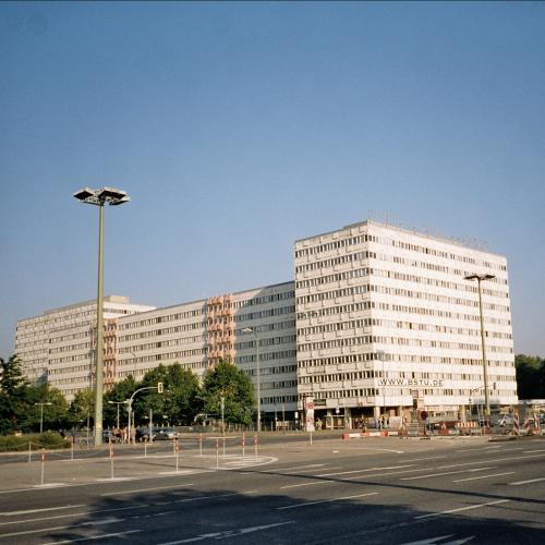 Das ehemalige Statistische Bundesamt der DDR am Alexanderplatz in Berlin.