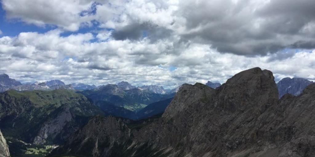 Bergpanorama in den Südtiroler Dolomiten (2017). Eigene Aufnahme.