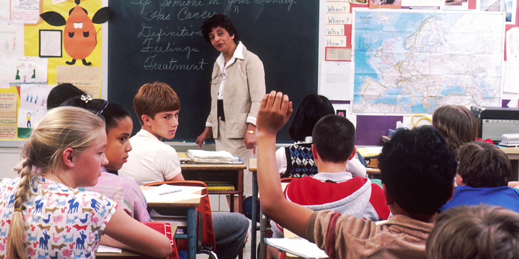 children_in_a_classroom-2000.jpg