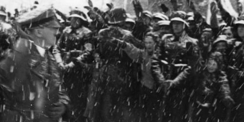 IV. Olympische Winterspiele in Garmisch-Partenkirchen. Adolf Hitler auf dem Weg zur Eröffnungsfeier