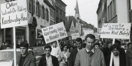 Demonstration gegen den Namen der Kunsthalle