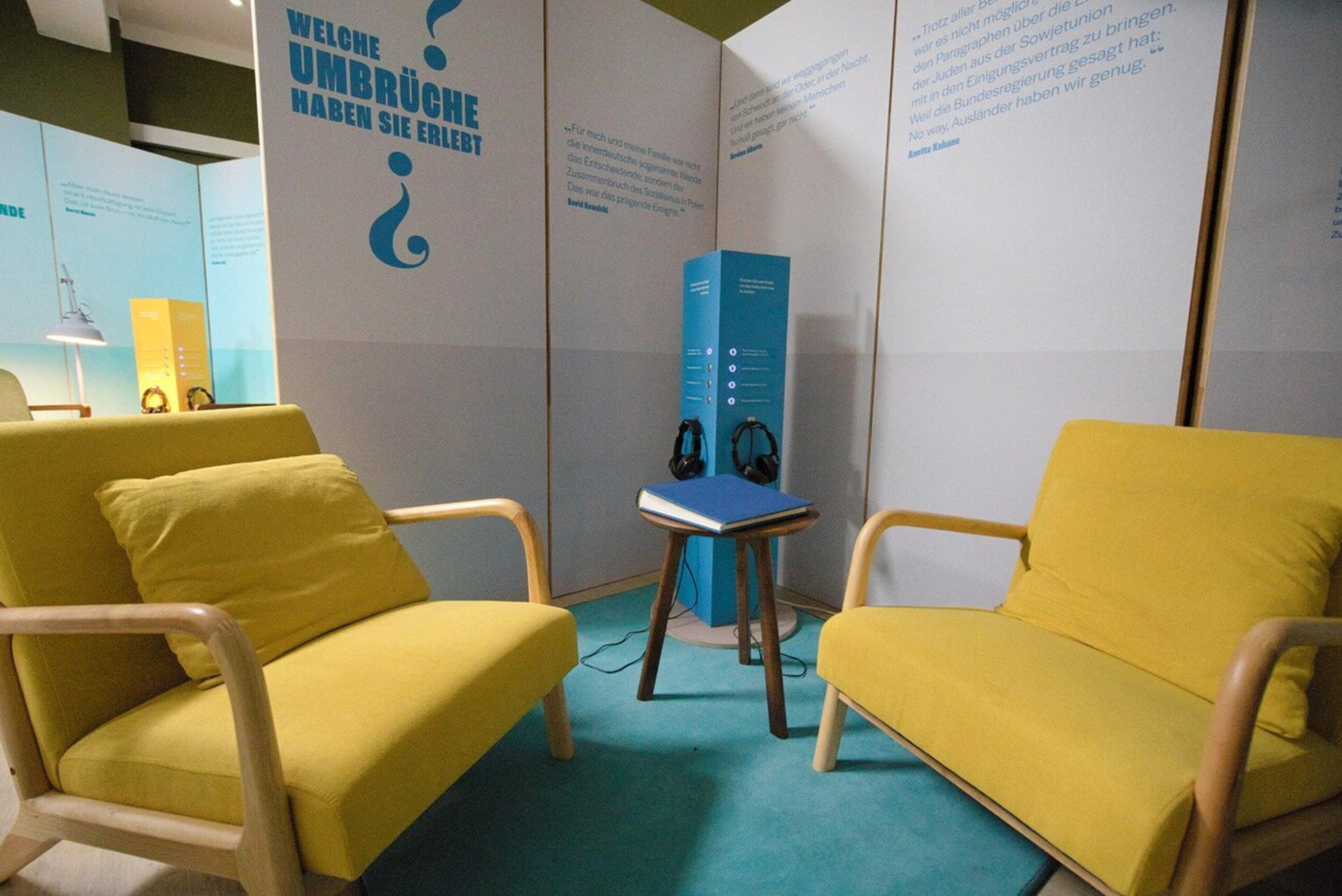 Hörstation der Ausstellung in Straussberg im September 20024. Foto: Konrad Behr (www.konrad-behr.de)