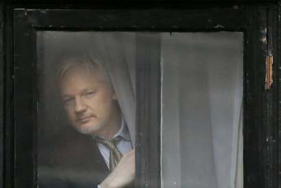 Julian Assange in der Botschaft Equadors in London, Sommer 2012
